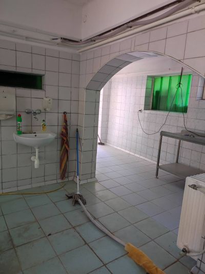 Rodinný víkendový  dom s prírodným prameňom pri jazere Rakaca v obci Szalonna - Maďarsko - 15