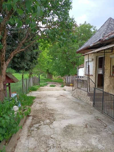 Ponúkame Vám na predaj rodinný dom v obci Szalaszend - Maďarsko - 17