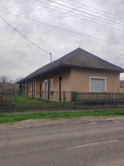 Ponúkame Vám na predaj rodinný dom v obci Komjáti - Maďarsko - 7