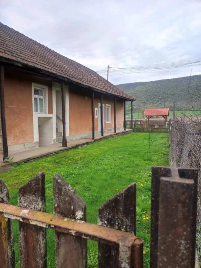 Ponúkame Vám na predaj rodinný dom v obci Komjáti - Maďarsko - 24