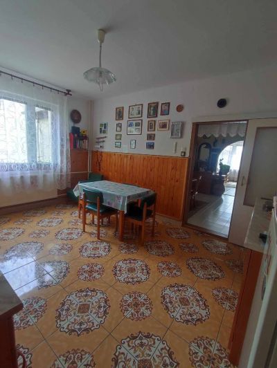 Ponúkam Vám na predaj rodinný dom v lukratívnej lokalite v obci Hidasnémeti - Maďarsko - 10