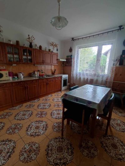 Ponúkam Vám na predaj rodinný dom v lukratívnej lokalite v obci Hidasnémeti - Maďarsko - 11