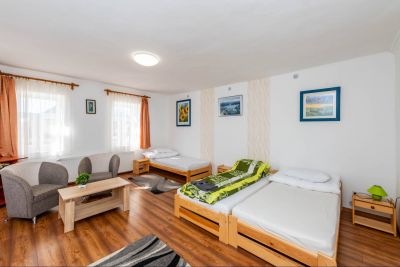 Ponúkam Vám na predaj rodinný vidiecky dom v lukratívnej obci Hídvégardó - Maďarsko - 9