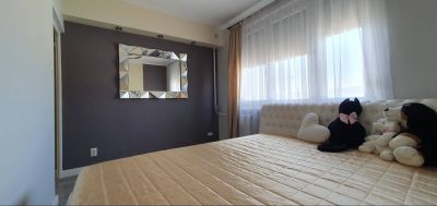 Ponúkam na predaj 2 izbový byt po rekonštrukcii s 4 m2 loggiou v lukratívnej časti Budapesť v XIII. obvode na Vácovej ulici - 1