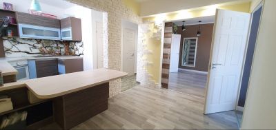 Ponúkam na predaj 2 izbový byt po rekonštrukcii s 4 m2 loggiou v lukratívnej časti Budapesť v XIII. obvode na Vácovej ulici - 9