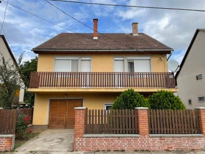 Ponúkame Vám na predaj rodinný dom v lukratívnej lokalite v obci Gönc - Maďarsko - 2