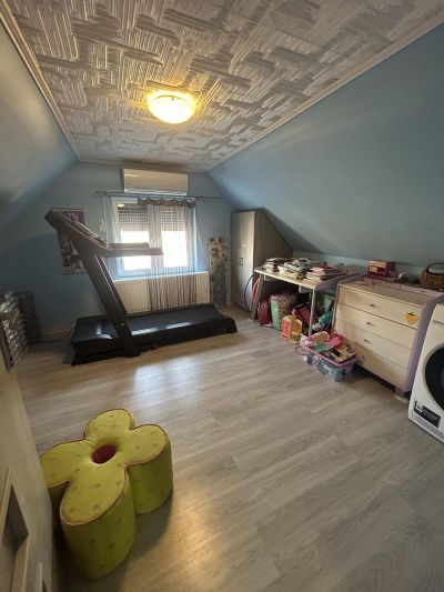 Ponúkame Vám na predaj rodinný dom v lukratívnej lokalite v obci Göncruszka - Maďarsko - 19