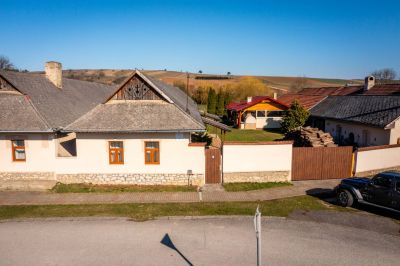 Ponúkam Vám na predaj rodinný vidiecky dom v lukratívnej obci Hídvégardó - Maďarsko - 2