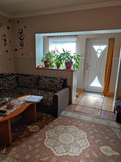 Ponúkame Vám na predaj rodinný dom v lukratívnej lokalite v obci Gönc - Maďarsko - 4