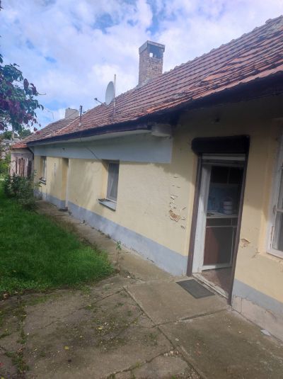 Ponúkame Vám na predaj rodinný dom v mestečku Gönc - Maďarsko - 2