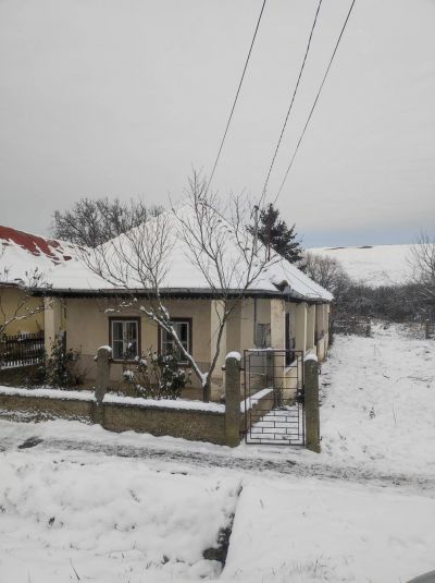 Ponúkame Vám na predaj rodinný dom v obci Encs Abaújdevecser - Maďarsko - 1