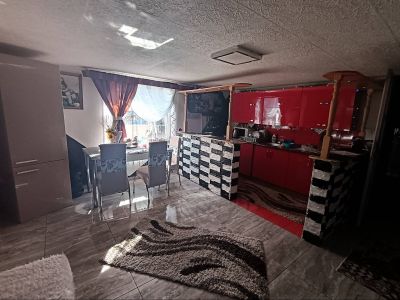Ponúkam Vám na predaj rodinný dom v obci Hídvégardó - Maďarsko - 12