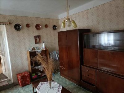 Ponúkam Vám na predaj rodinný dom v lukratívnej lokalite obci Tornyosnémeti - Maďarsko - 3
