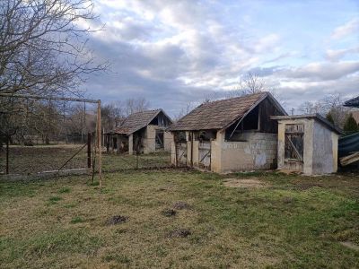 Ponúkam Vám na predaj rodinný dom v lukratívnej lokalite obci Tornyosnémeti - Maďarsko - 16