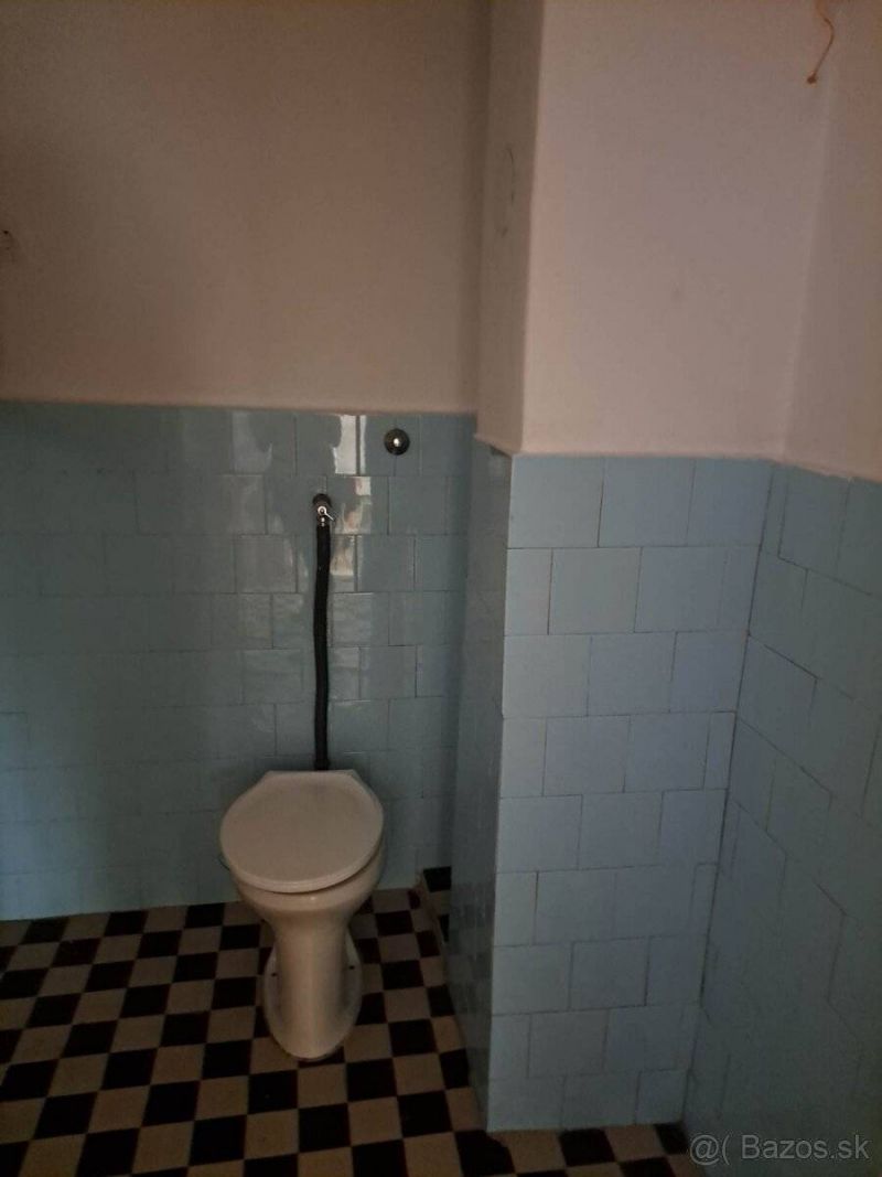 Ponúkam Vám na predaj rodinný dom v obci Szalaszend - 11