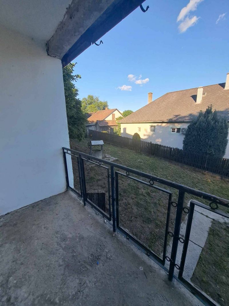 Ponúkam Vám na predaj rodinný dom v obci Szalaszend - Maďarsko - 25