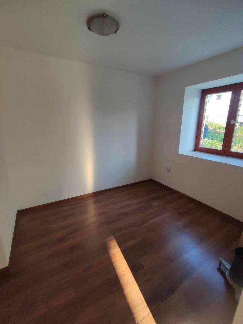 Ponúkame Vám na predaj vidiecky dom v obci Szalaszend - Maďarsko - 8