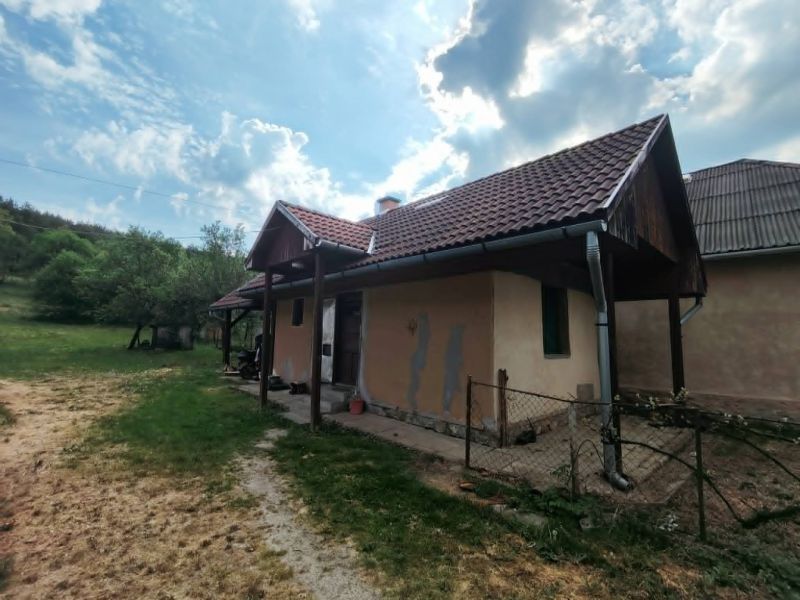 Na predaj vidiecky dom v krásnej lokalite - obec Tornabarakony – Maďarsko - 13