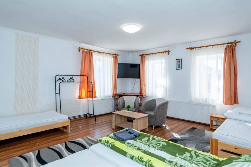 Ponúkam Vám na predaj rodinný vidiecky dom v lukratívnej obci Hídvégardó - Maďarsko - 11