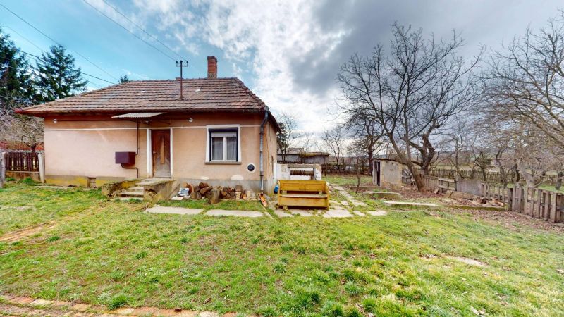 Ponúkame Vám na predaj vidiecky rodinný dom v obci Detek – Maďarsko - 9