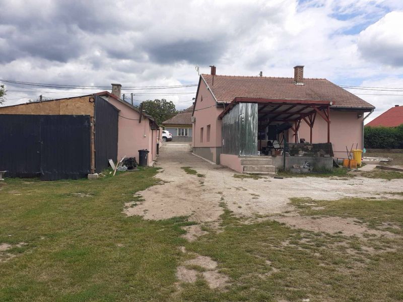 Ponúkame Vám na predaj nehnuteľnosť v obci Vilmány - Maďarsko - 21