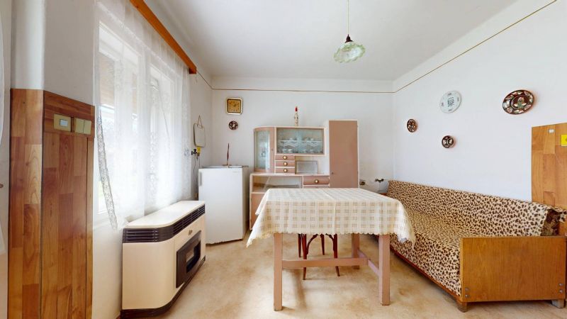 Ponúkam na predaj rodinný dom v obci Szuhogy - Maďarsko - 10