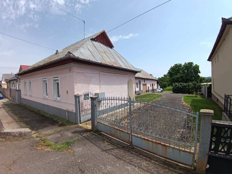 Ponúkam na predaj rodinný dom v dedine Forró - Maďarsko - 1