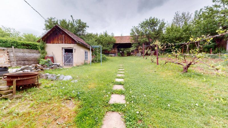 Ponúkam na predaj rodinný  dom v obci Szuhogy - Maďarsko - 2