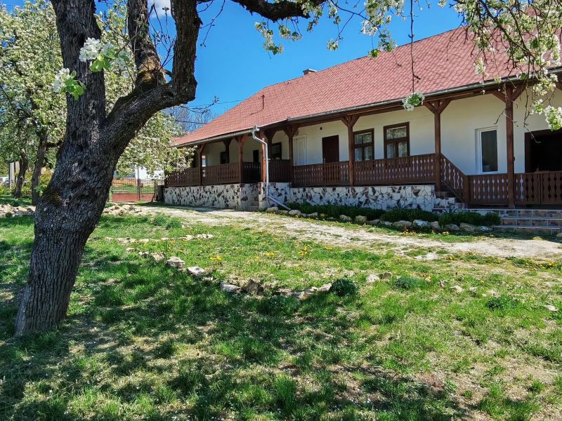 Ponúkam Vám na predaj rodinný vidiecky dom v  obci Becskeháza – Maďarsko - 4
