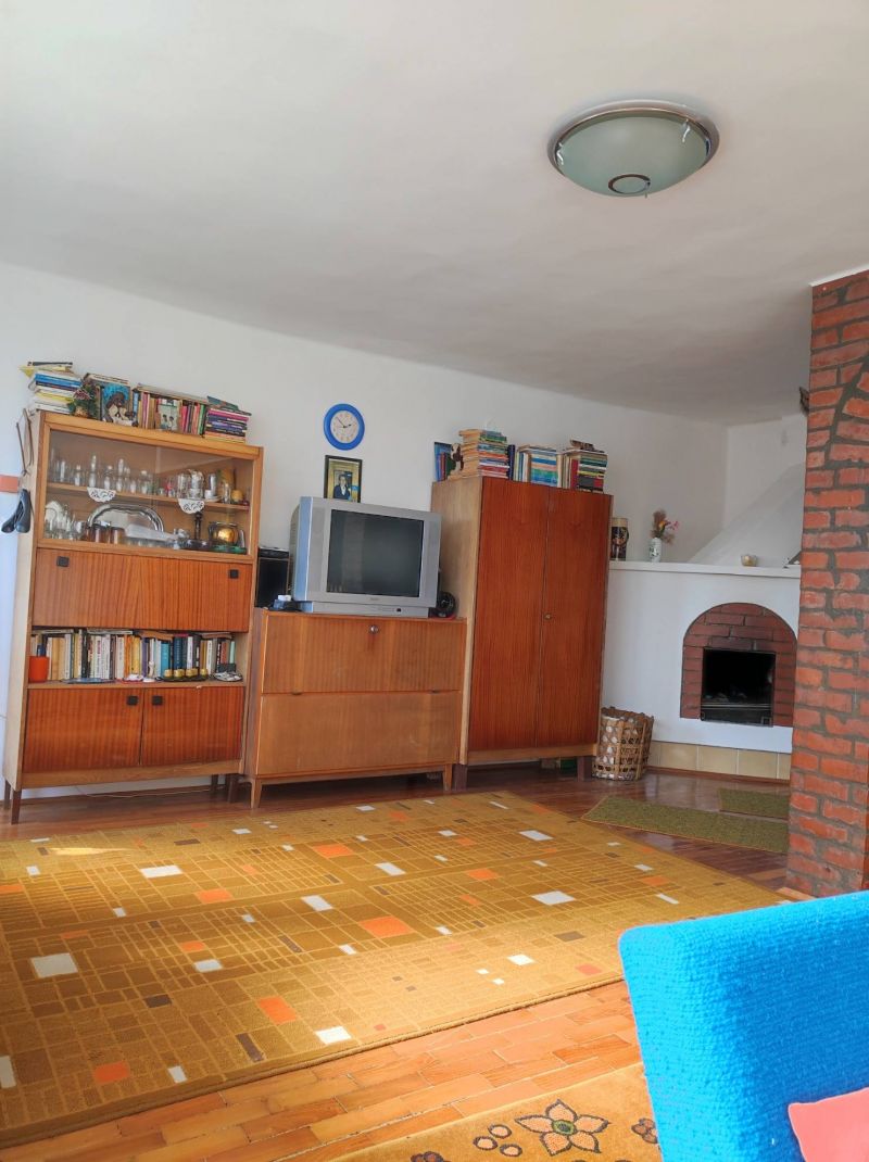 Rodinný víkendový dom s prírodným prameňom pri jazere Rakaca v obci Szalonna - Maďarsko - 7