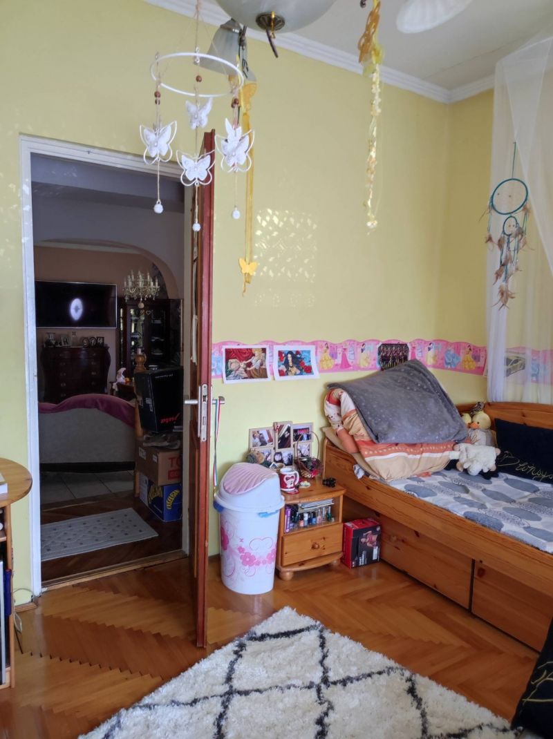 Exkluzívne Vám ponúkame na predaj rodinný dom v meste Encs - Maďarsko - 7
