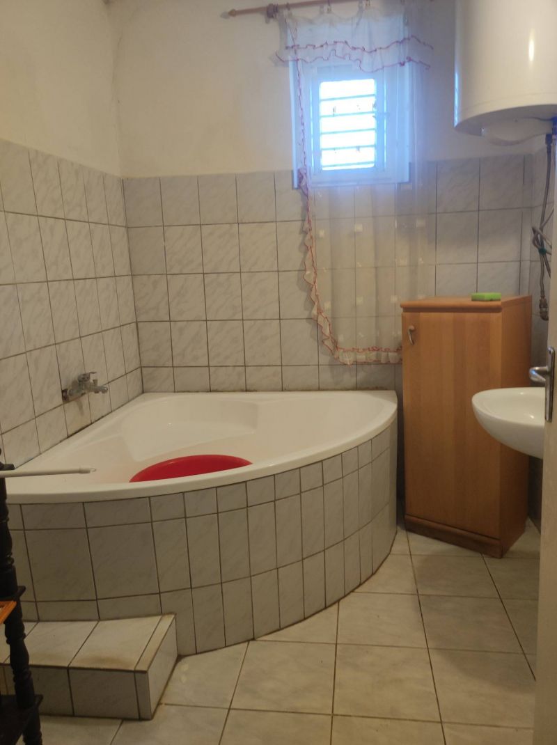 Ponúkame vám na predaj nehnuteľnosť v obci Vilmány - Maďarsko - 6