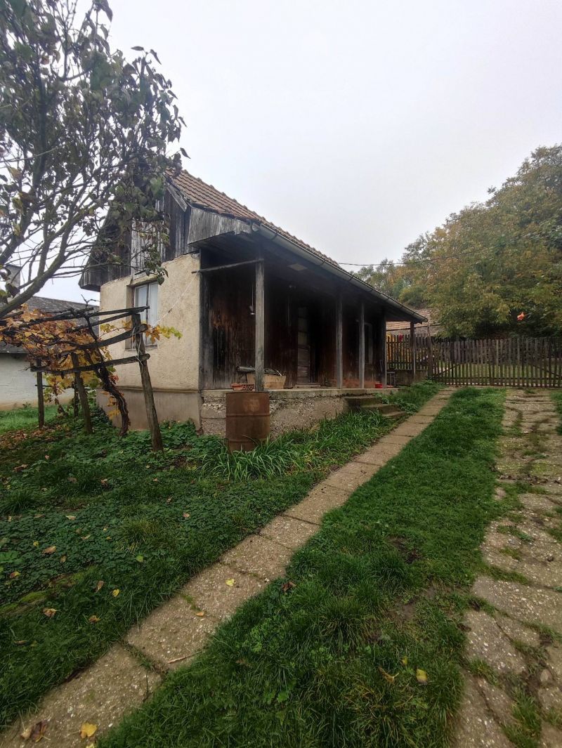 Ponúkame Vám na predaj rodinný dom v obci Hernádszurdok - Maďarsko - 7