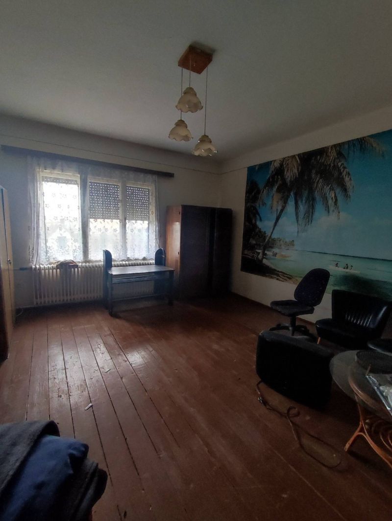 Ponúkame Vám na predaj rodinný dom v obci Hernádszurdok - Maďarsko - 4