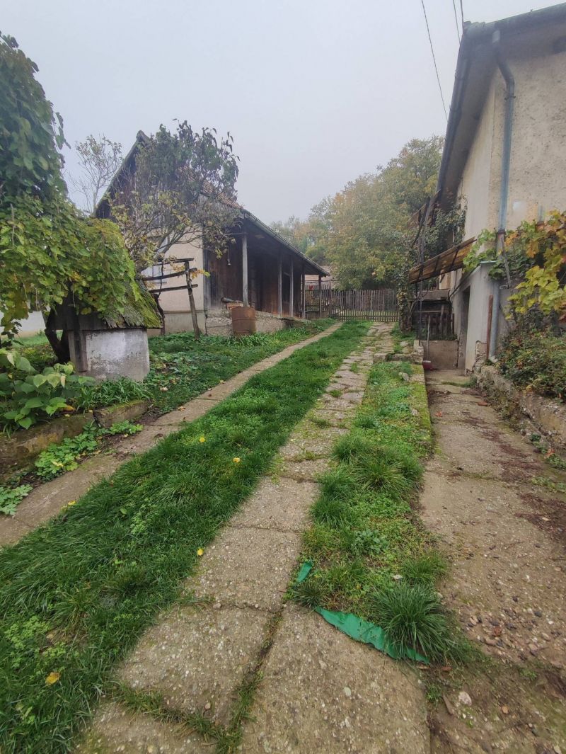 Ponúkame Vám na predaj rodinný dom v obci Hernádszurdok - Maďarsko - 8