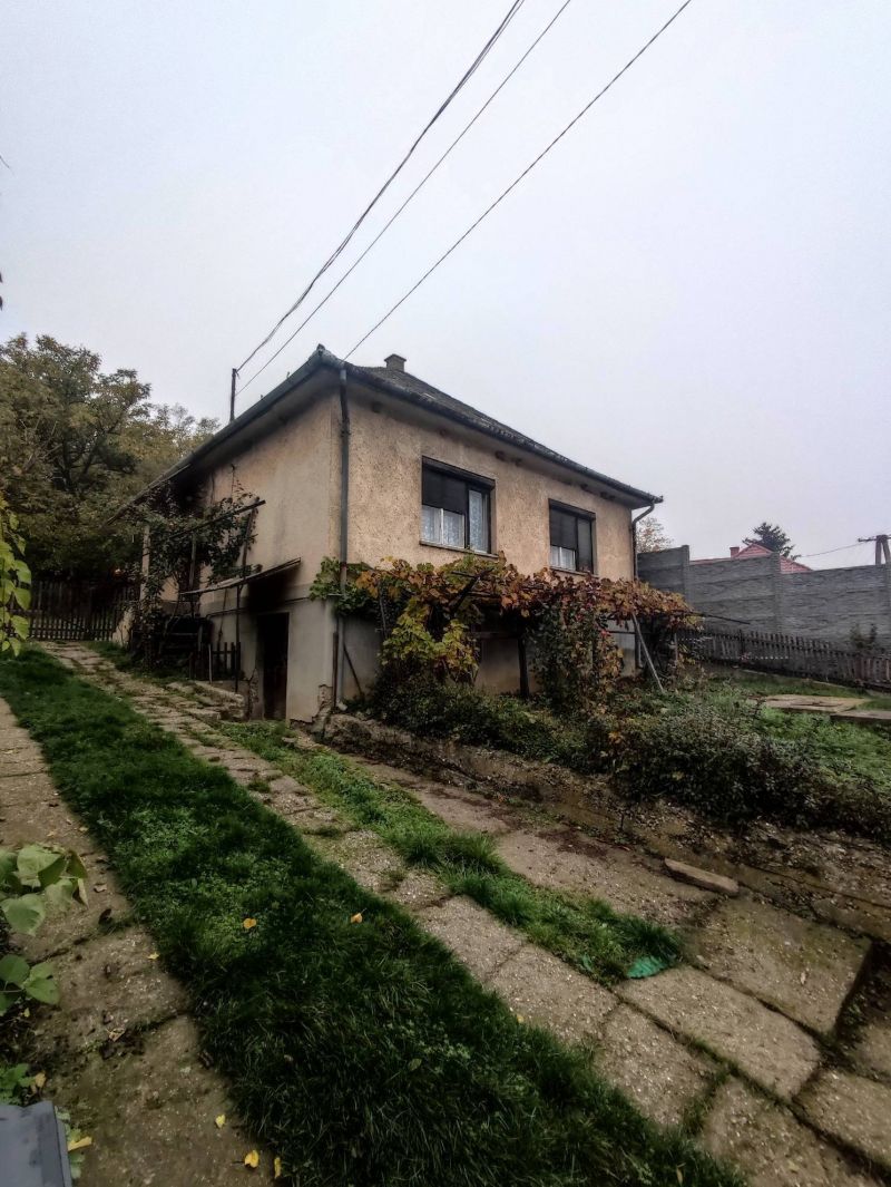 Ponúkame Vám na predaj rodinný dom v obci Hernádszurdok - Maďarsko - 1