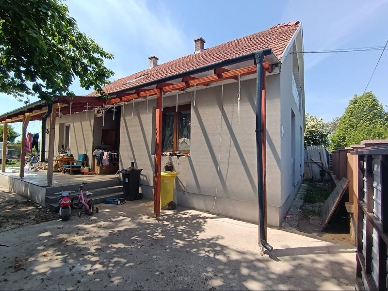 Ponúkame Vám na predaj rodinný dom v obci Aszaló - Maďarsko - 2