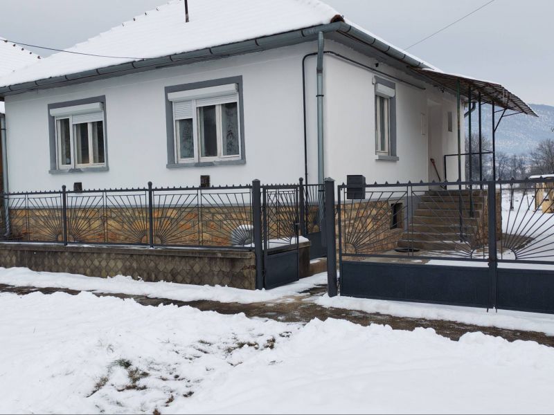 Ponúkame Vám na predaj rodinný dom v obci Bódvaszilas - Maďarsko - 1