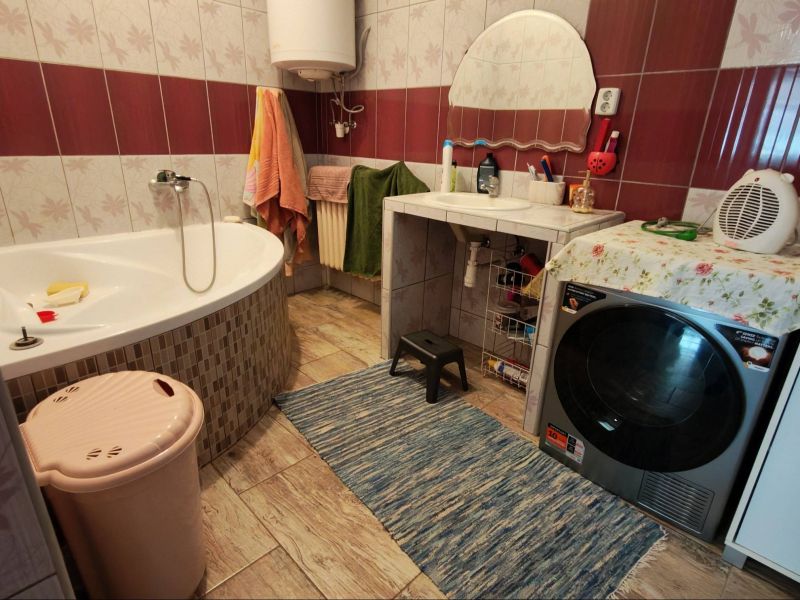 Ponúkam na predaj rodinný dom v lukratívnej lokalite obci Hidasnémeti - Maďarsko - 9