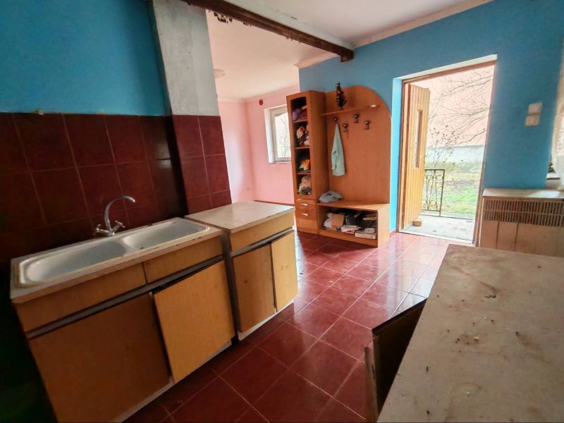 Ponúkam Vám na predaj rodinný dom v obci Kiskinizs – Maďarsko - 13