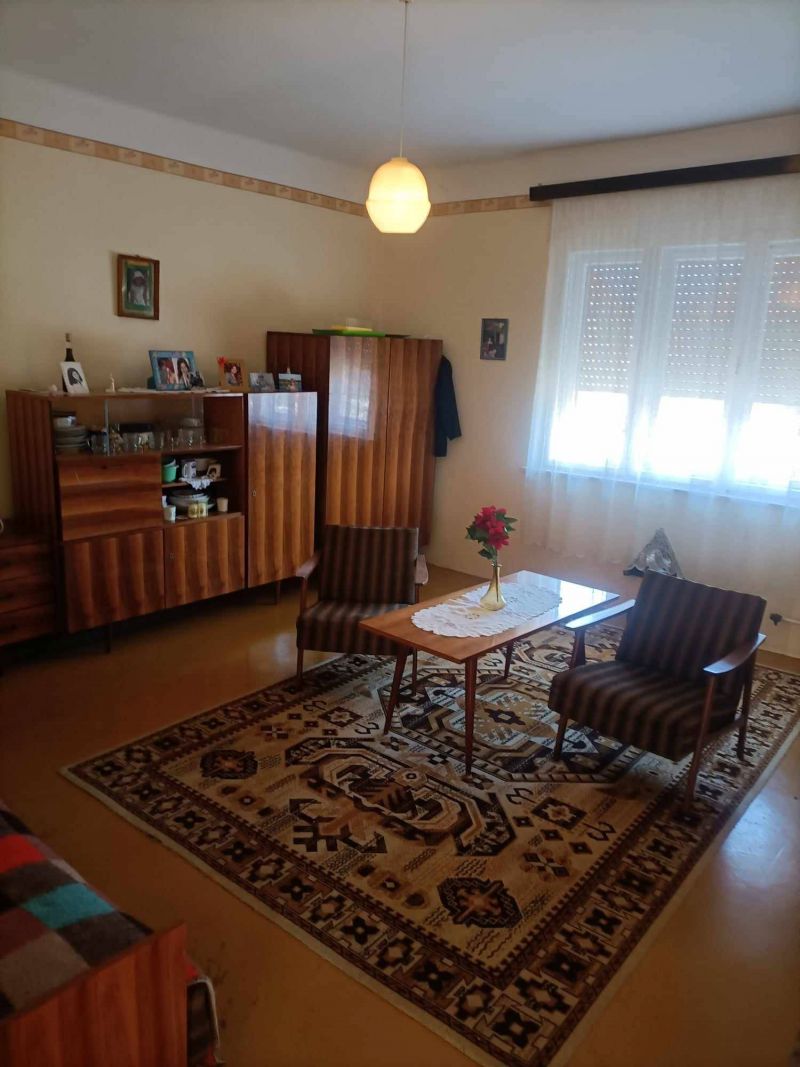 Ponúkame Vám na predaj rodinný dom v Szendrő - Maďarsko - 3