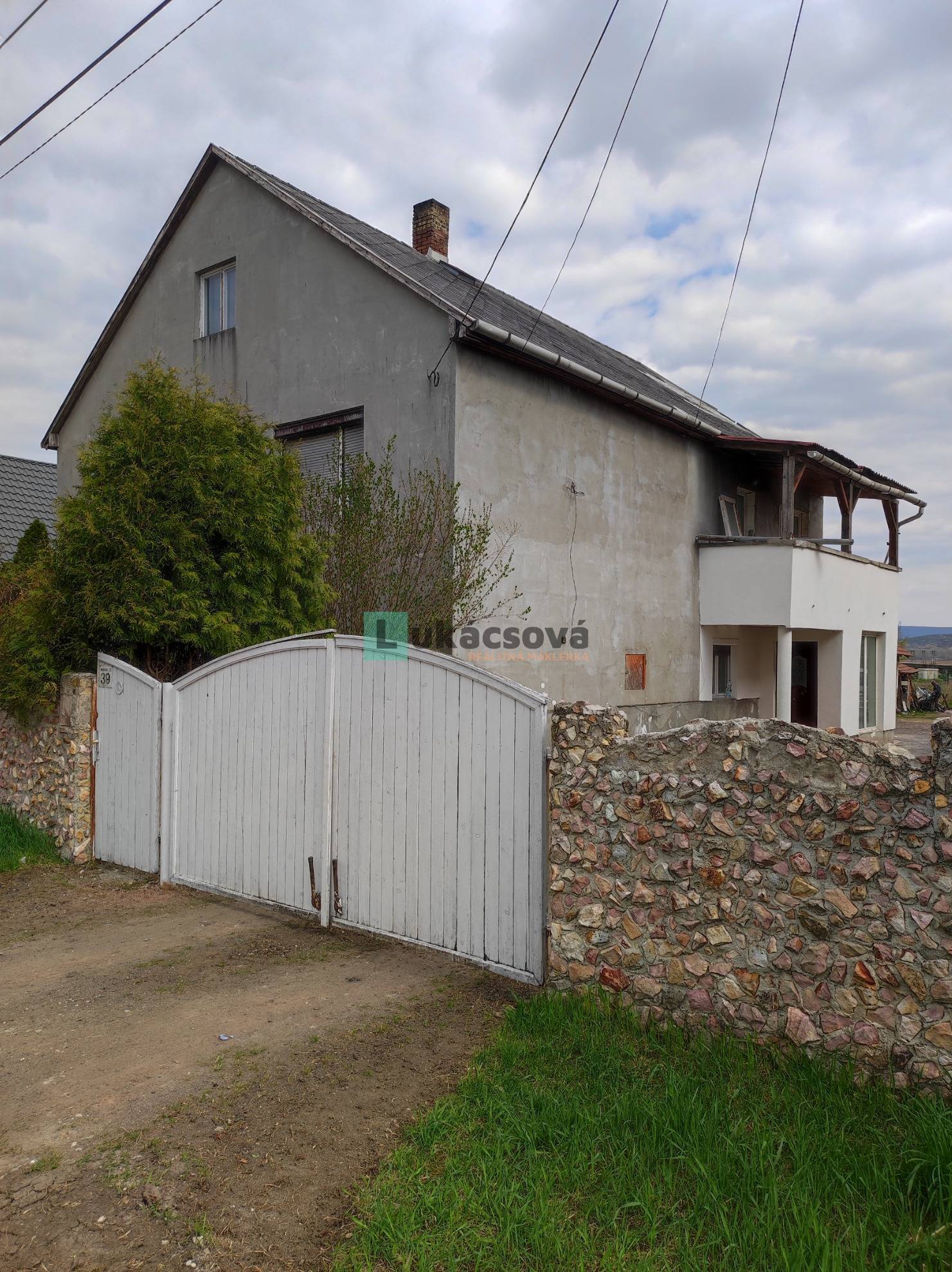 Ponúkame Vám na predaj rodinný dom v meste Encs - Maďarsko