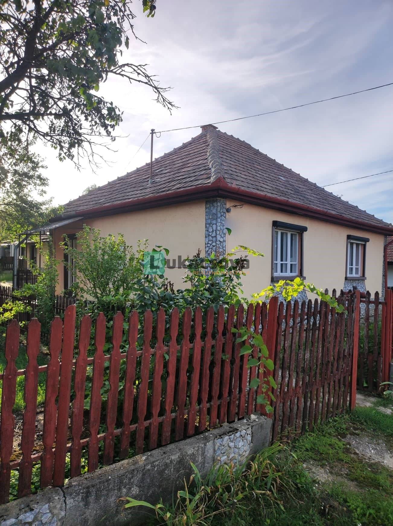 Ponúkame Vám na predaj rodinný dom v obci Szalaszend - Maďarsko