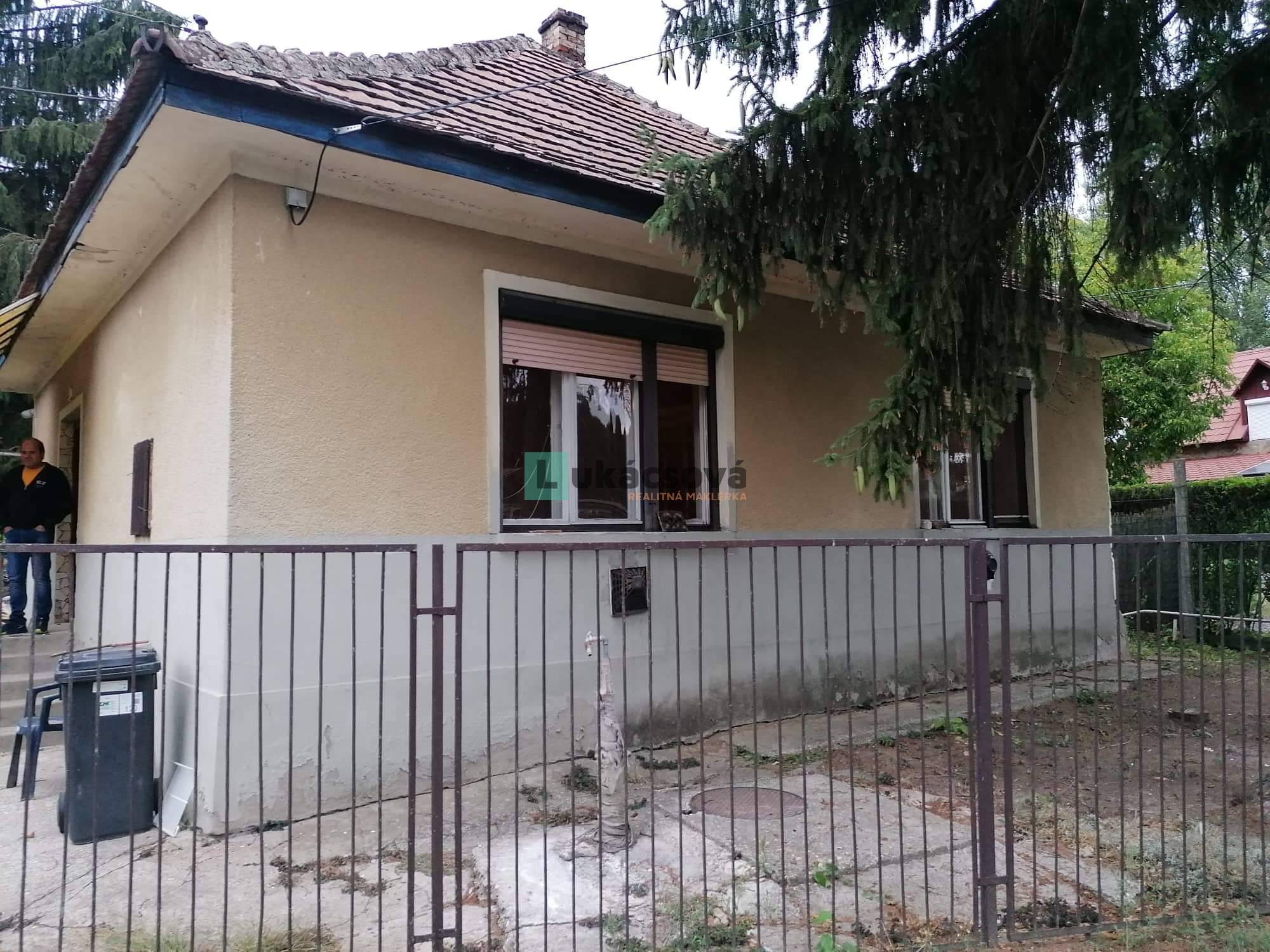 Ponúkame Vám na predaj rodinný dom v obci Pere - Maďarsko