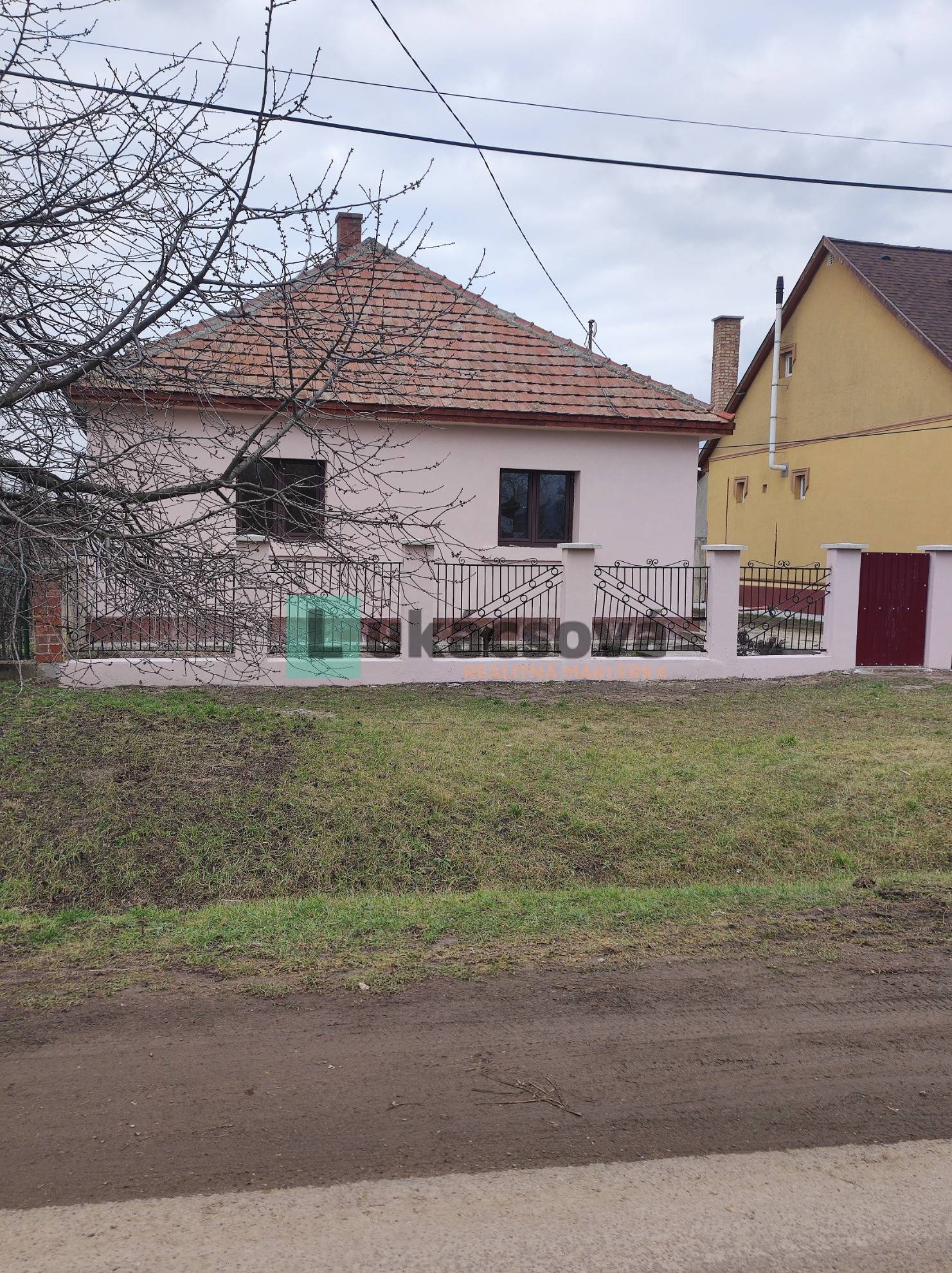 Ponúkame Vám na predaj rodinný dom v obci Abaújkér - Maďarsko